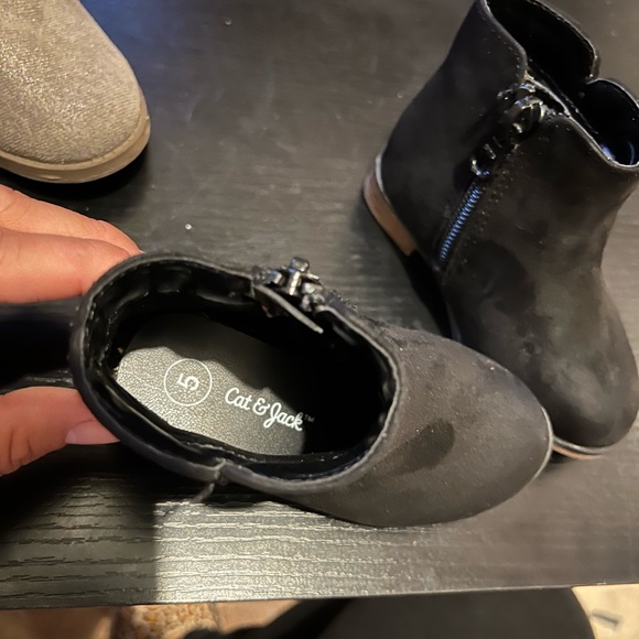 Girls boots 2pair black / tan - Picture 3 of 9